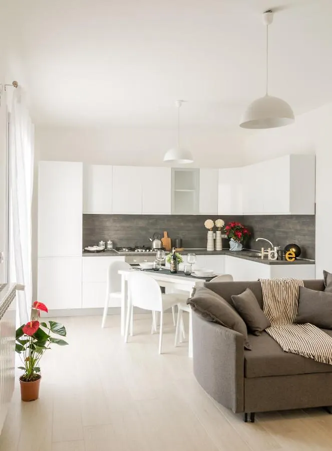 Fco Secrets Luxury Apartment Fiumicino 0*,  Italia