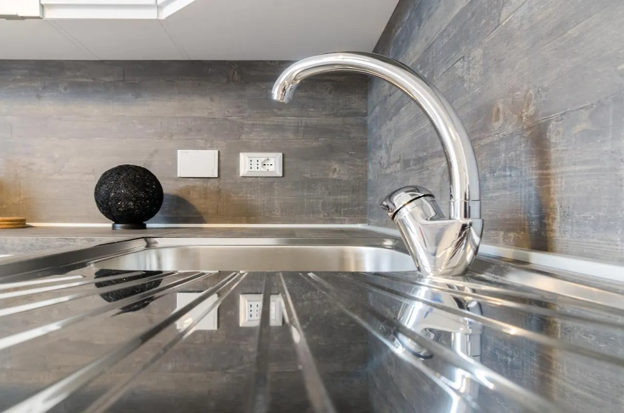 Fco Secrets Luxury Apartment Fiumicino 0*,  Italia