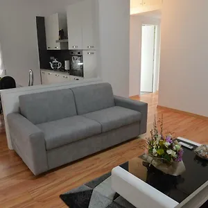 De 60 M² En Aeropuerto De Roma - Fiumicino, Con 2 Habitación Fiumicino