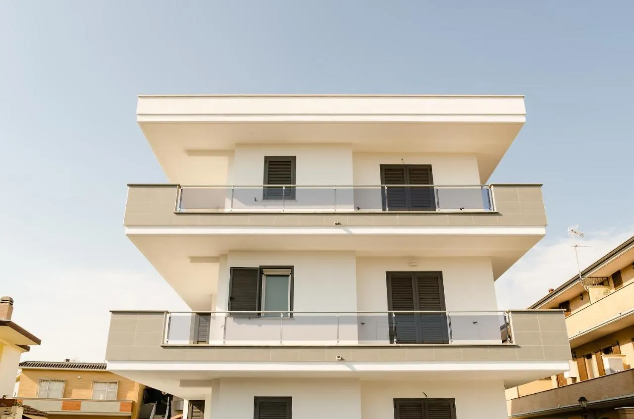 Fco Secrets Luxury Apartment Fiumicino 0*,